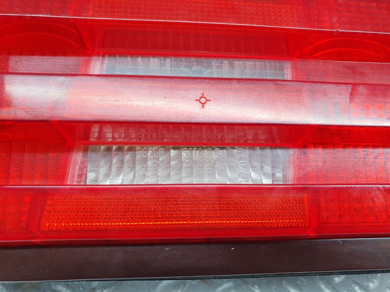 42277 Mercedes-Benz R129 320SL Coupe Tail Light Right Side