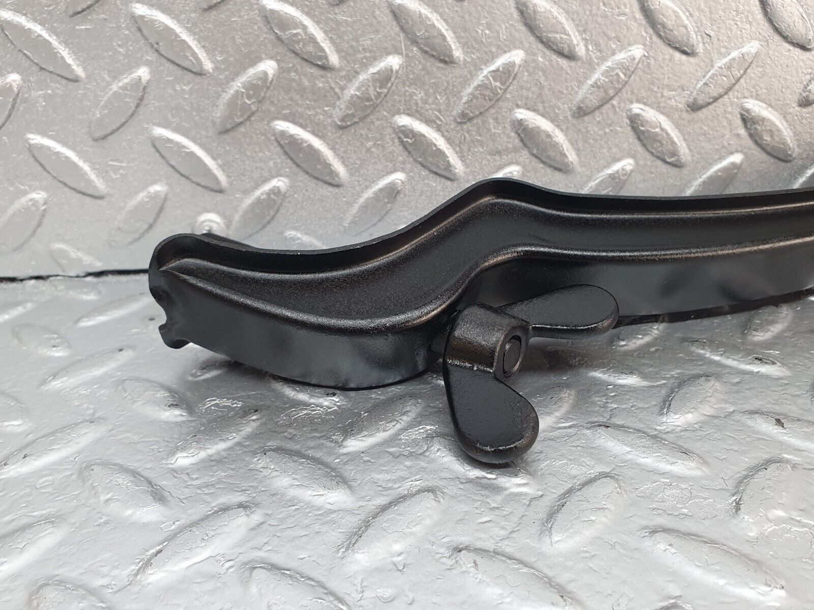 43145 Mercedes-Benz W108 280SE Spare Wheel Holder