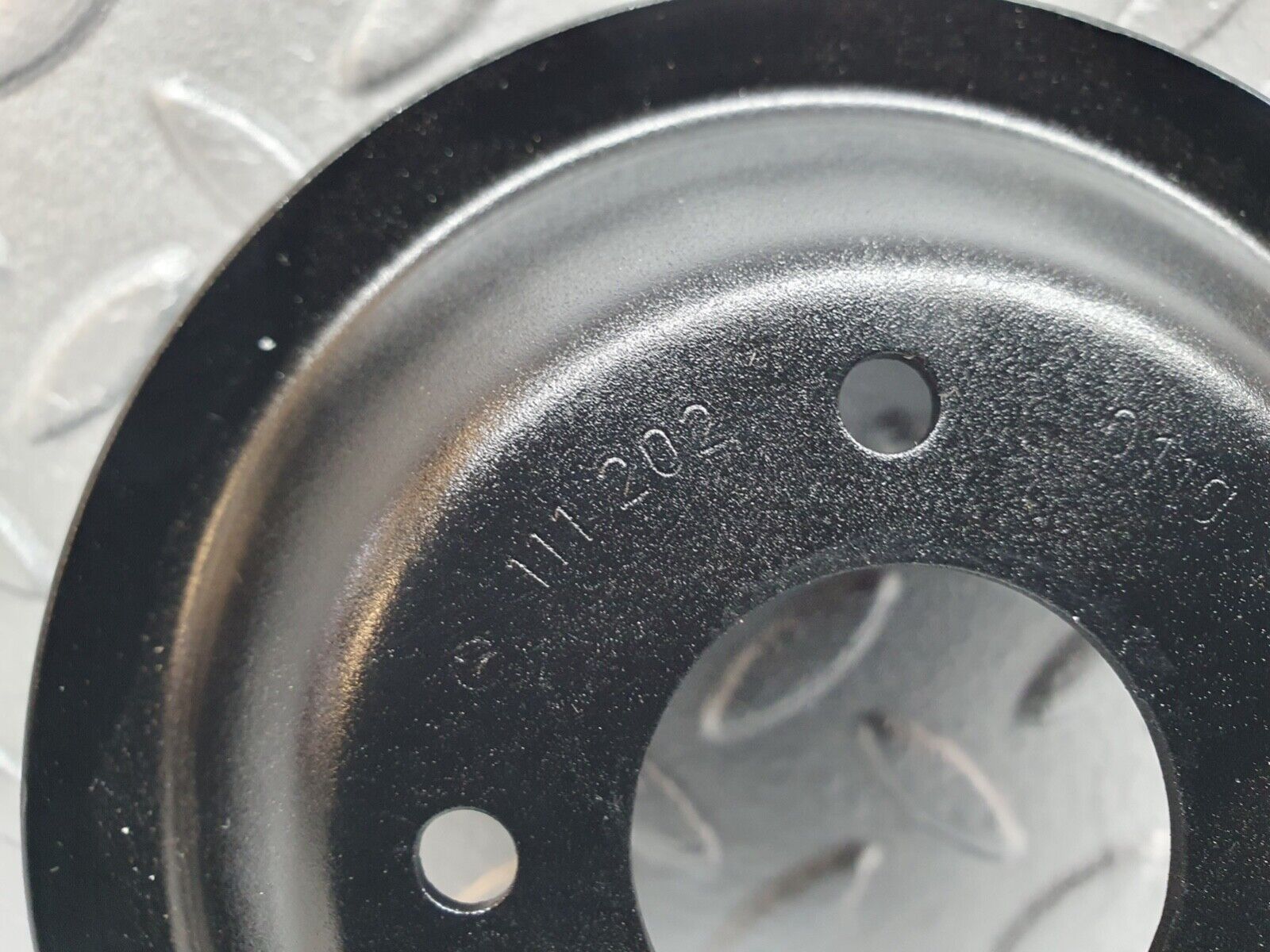 42027 Mercedes-Benz W202 C200 Water Pump Pulley 1112020110