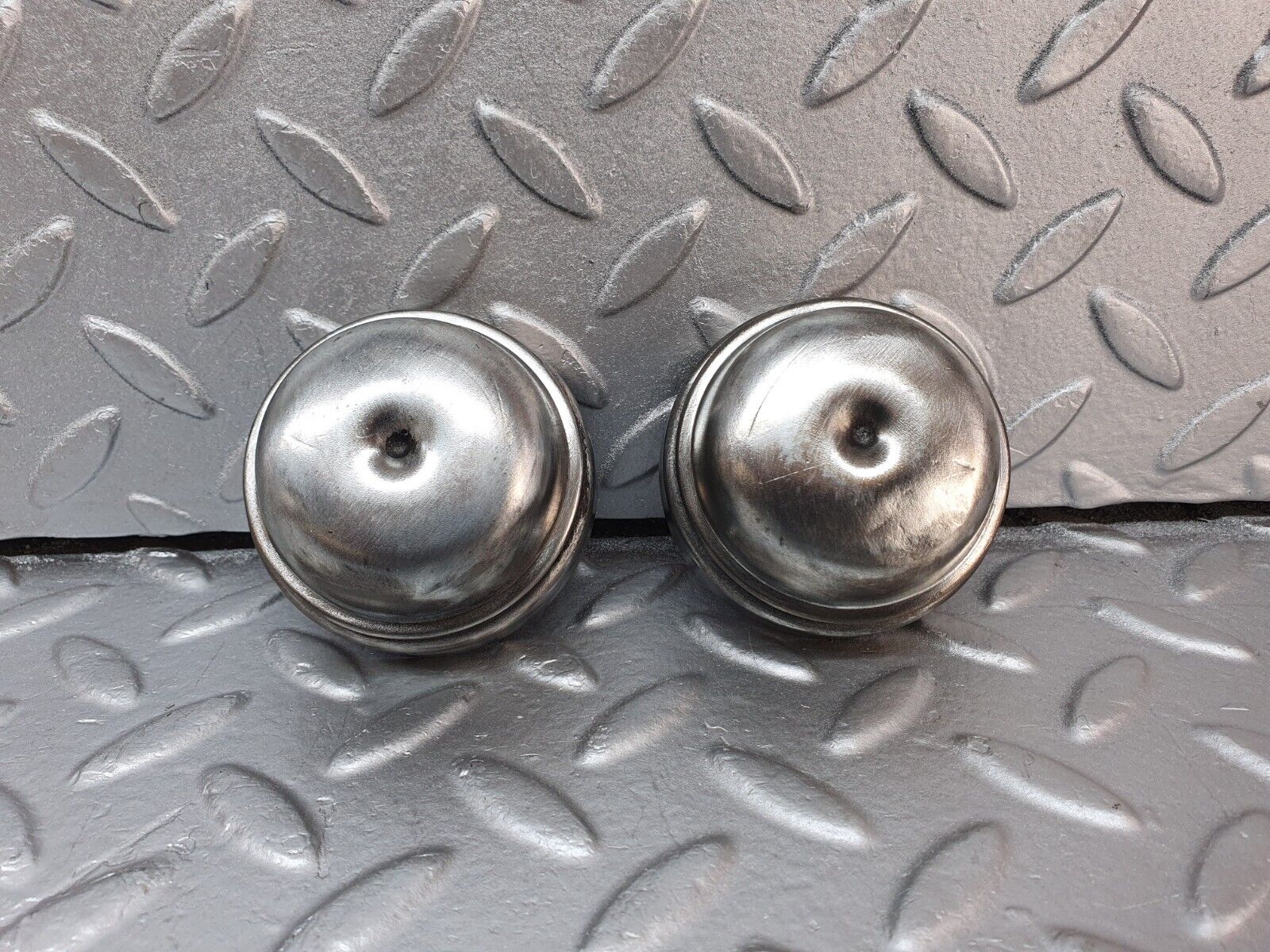 41886 Mercedes-Benz W202 C200 Wheel Hub Locking Cap