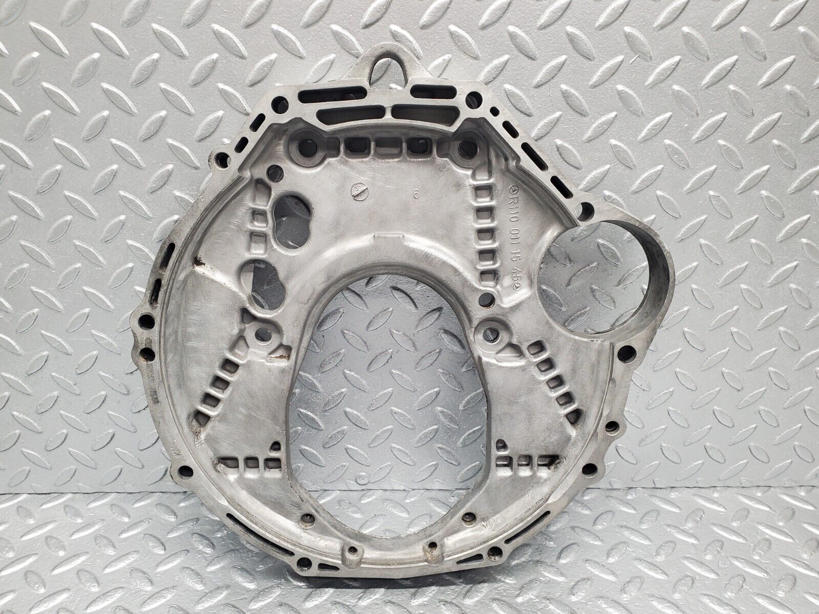 46661 Mercedes-Benz C123 280CE Coupe Gearbox Flange 1100111545