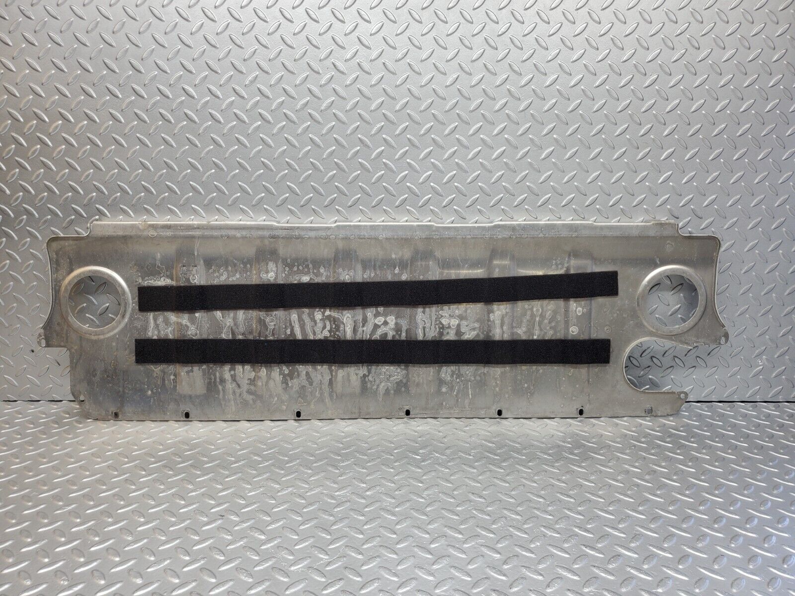 45172 Mercedes-Benz R129 300SL Coupe Fuel Tank Rear Cover