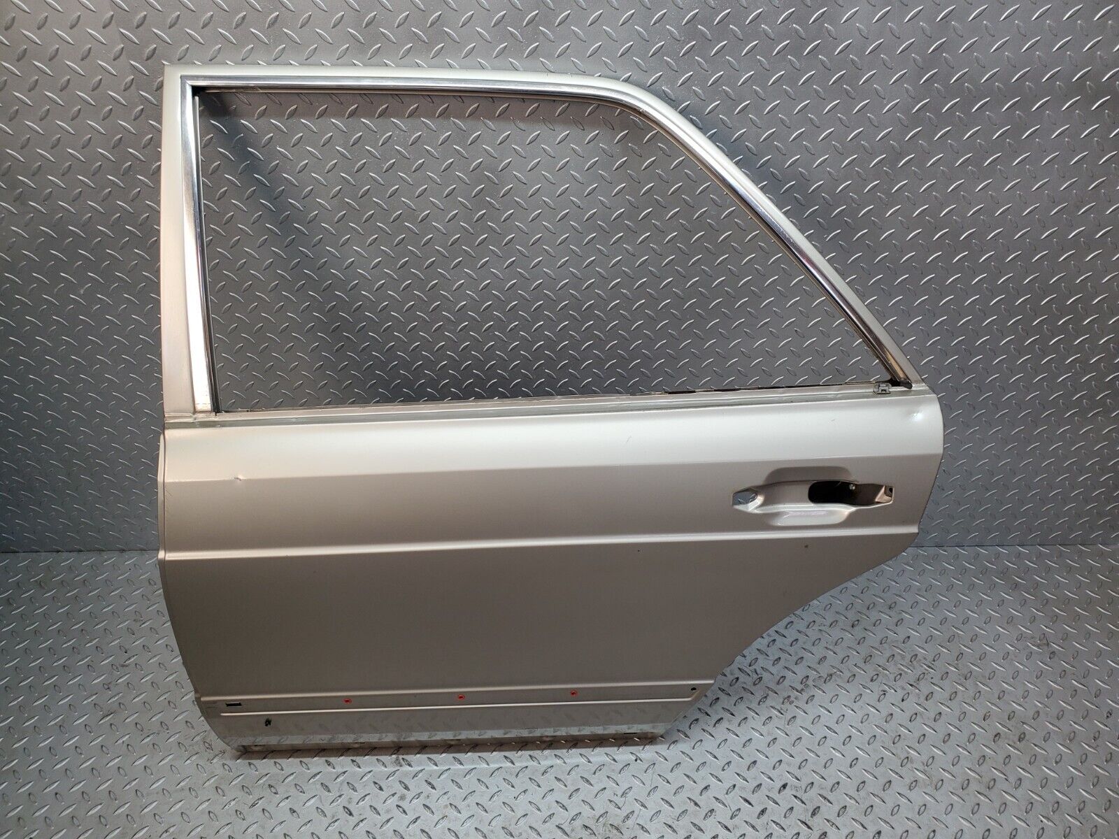 45993 Mercedes-Benz W126 420SE Rear Left Door