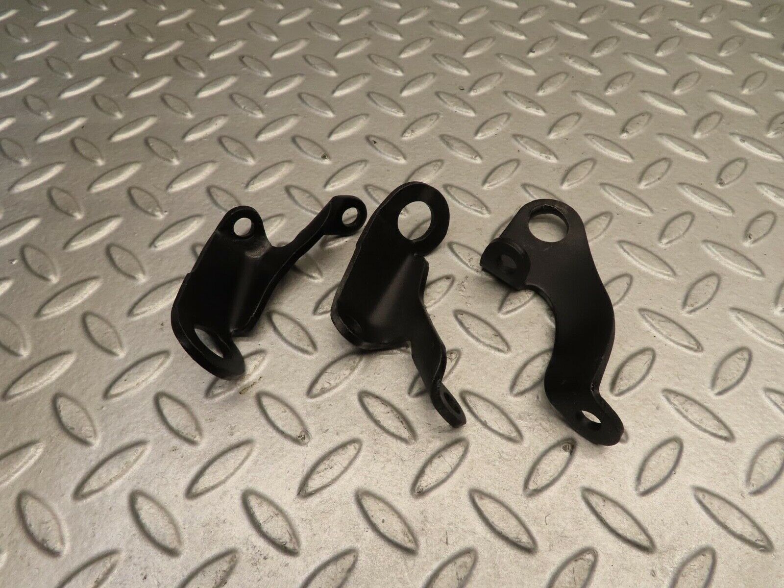 11783 Mercedes-Benz R107 450SL Engine Lifting Eyes Hooks