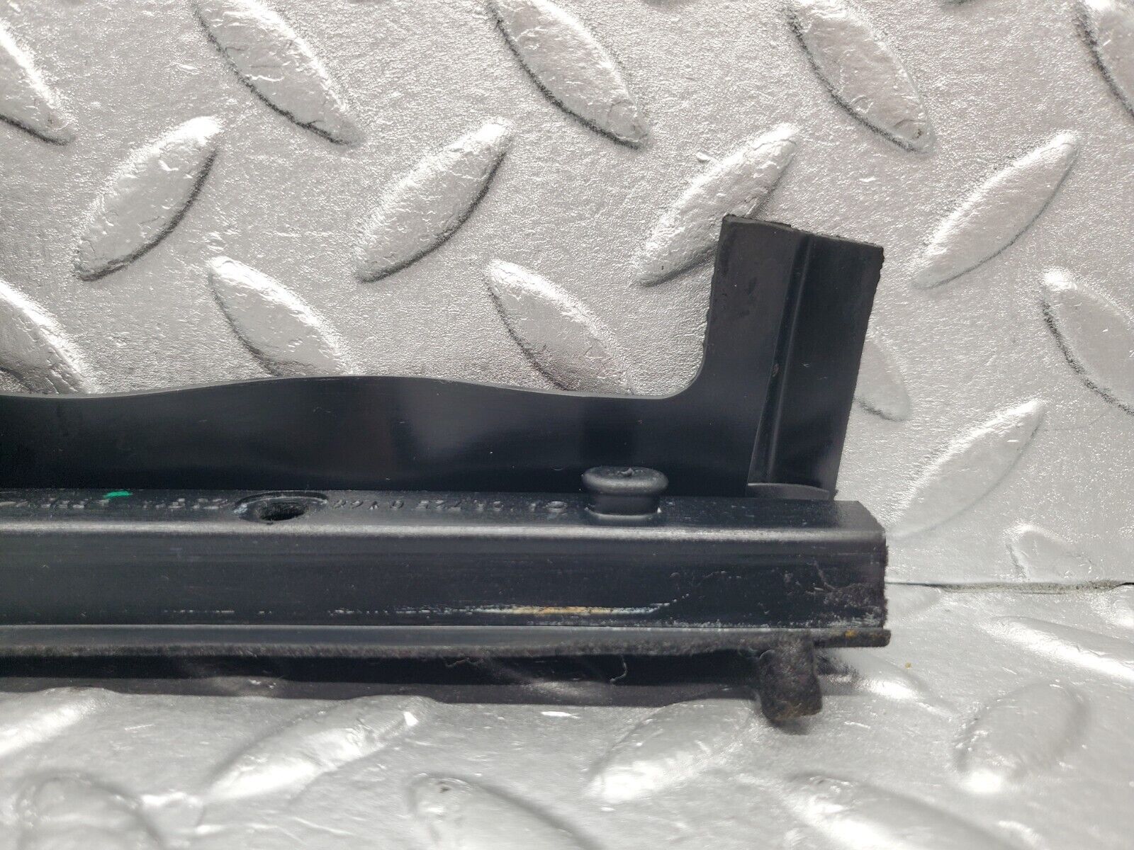 46960 Mercedes-Benz R129 320SL Coupe Left Door Wing Mirror Rubber 1297250166