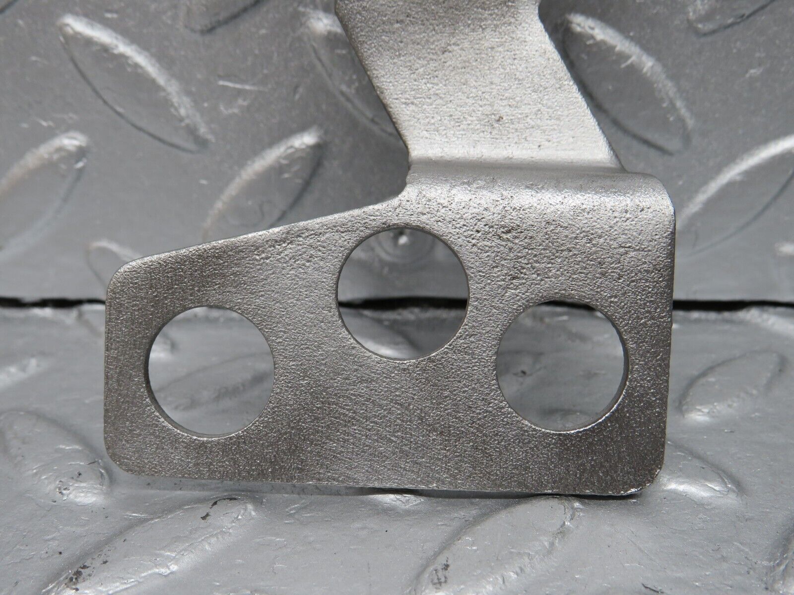 40167 Mercedes-Benz R107 350SL Automatic Gearbox Linkage Bracket