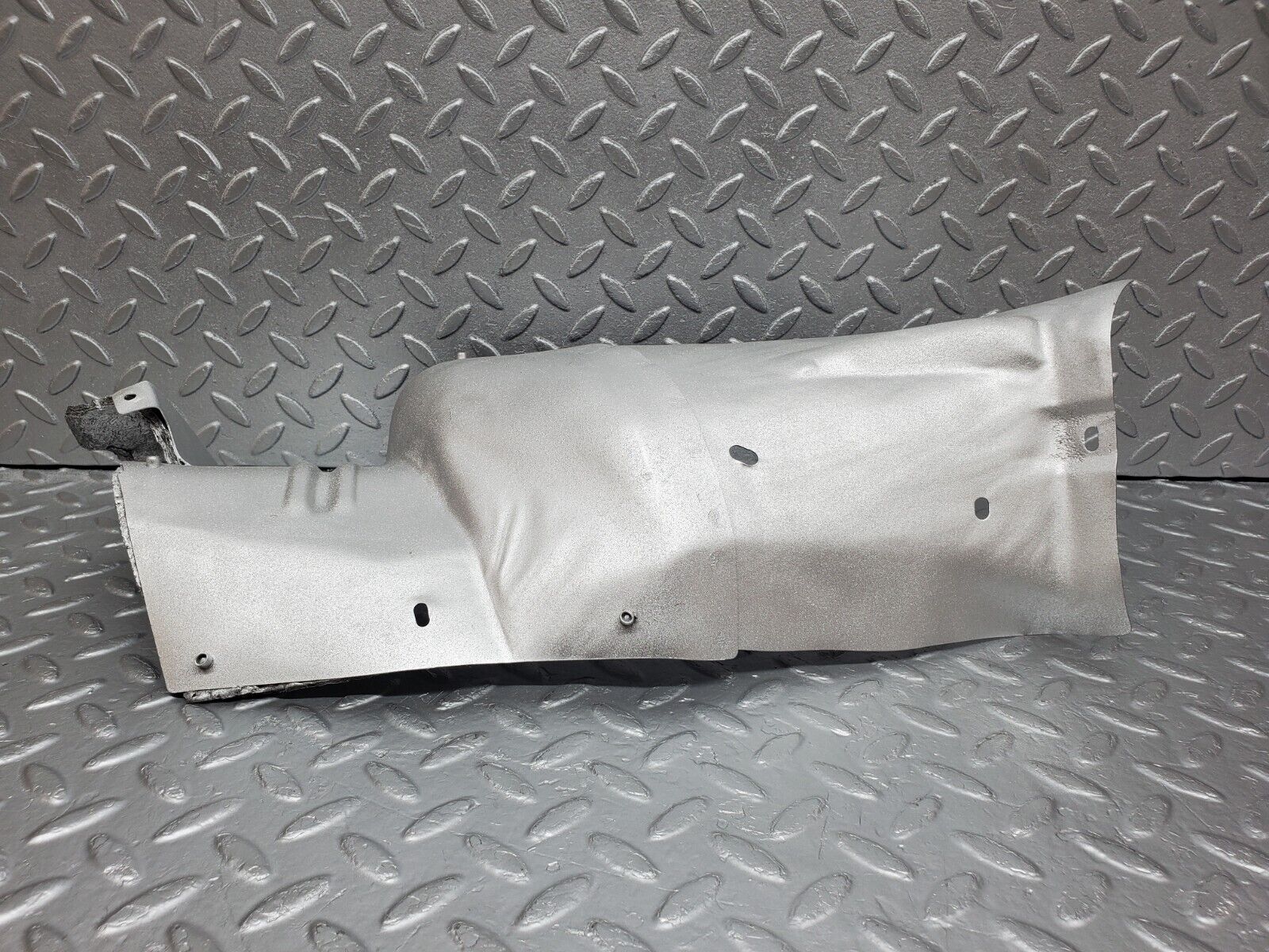 45906 Mercedes-Benz W126 420SE Exhaust Heat Shield