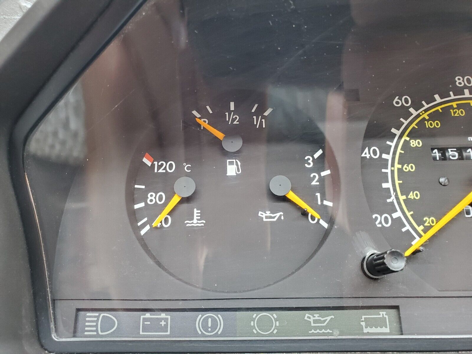 44740 Mercedes-Benz W124 220E Instrument Cluster 1245423165 1244407647