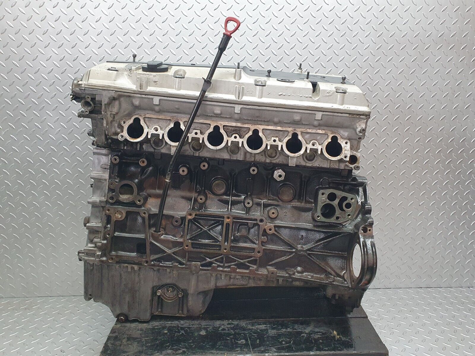 42638 Mercedes-Benz R129 320SL Coupe Complete Engine M104.991 1040111601