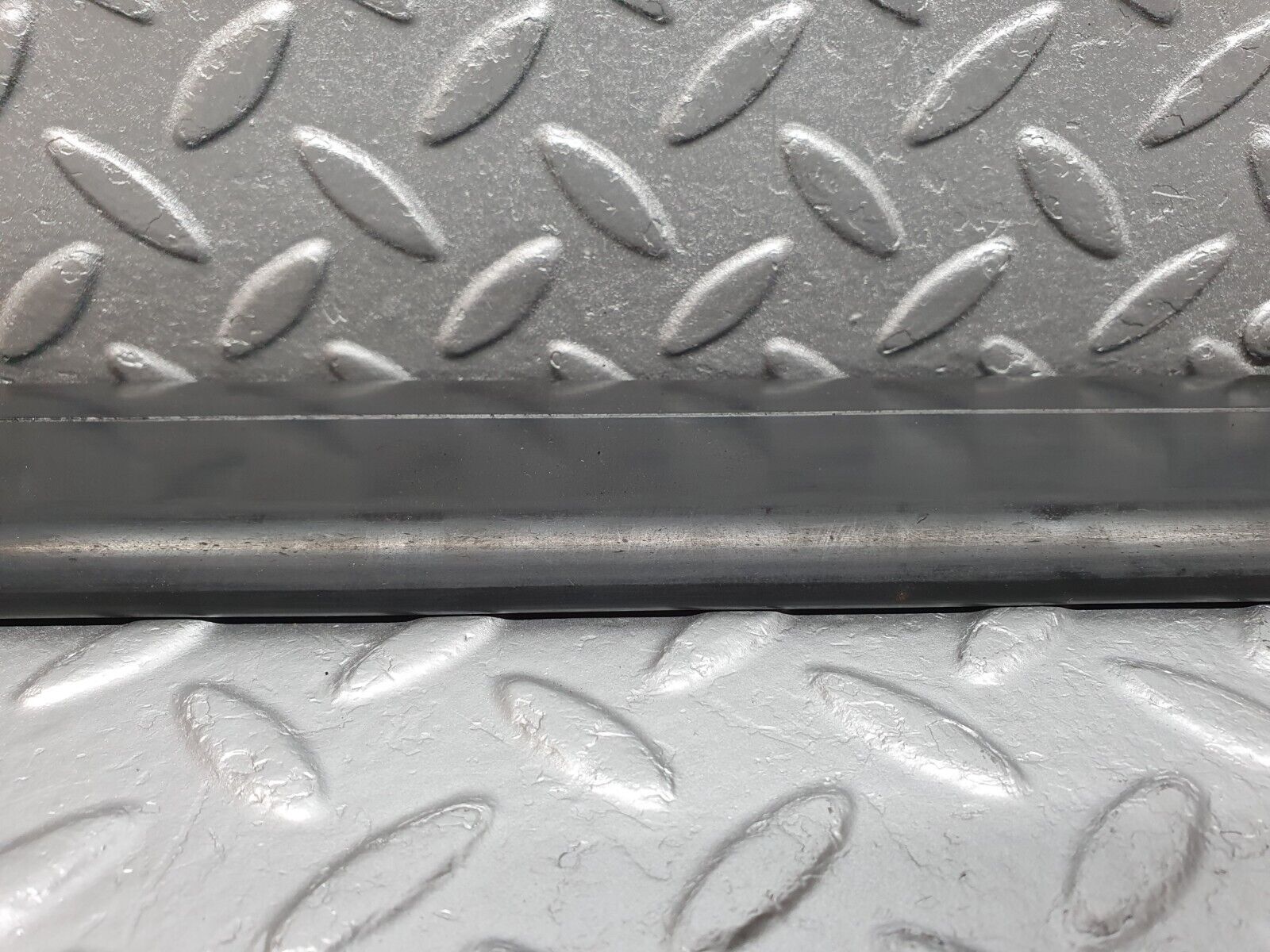 41684 Mercedes-Benz W124 200E Front Right Door Lower Moulding Trim