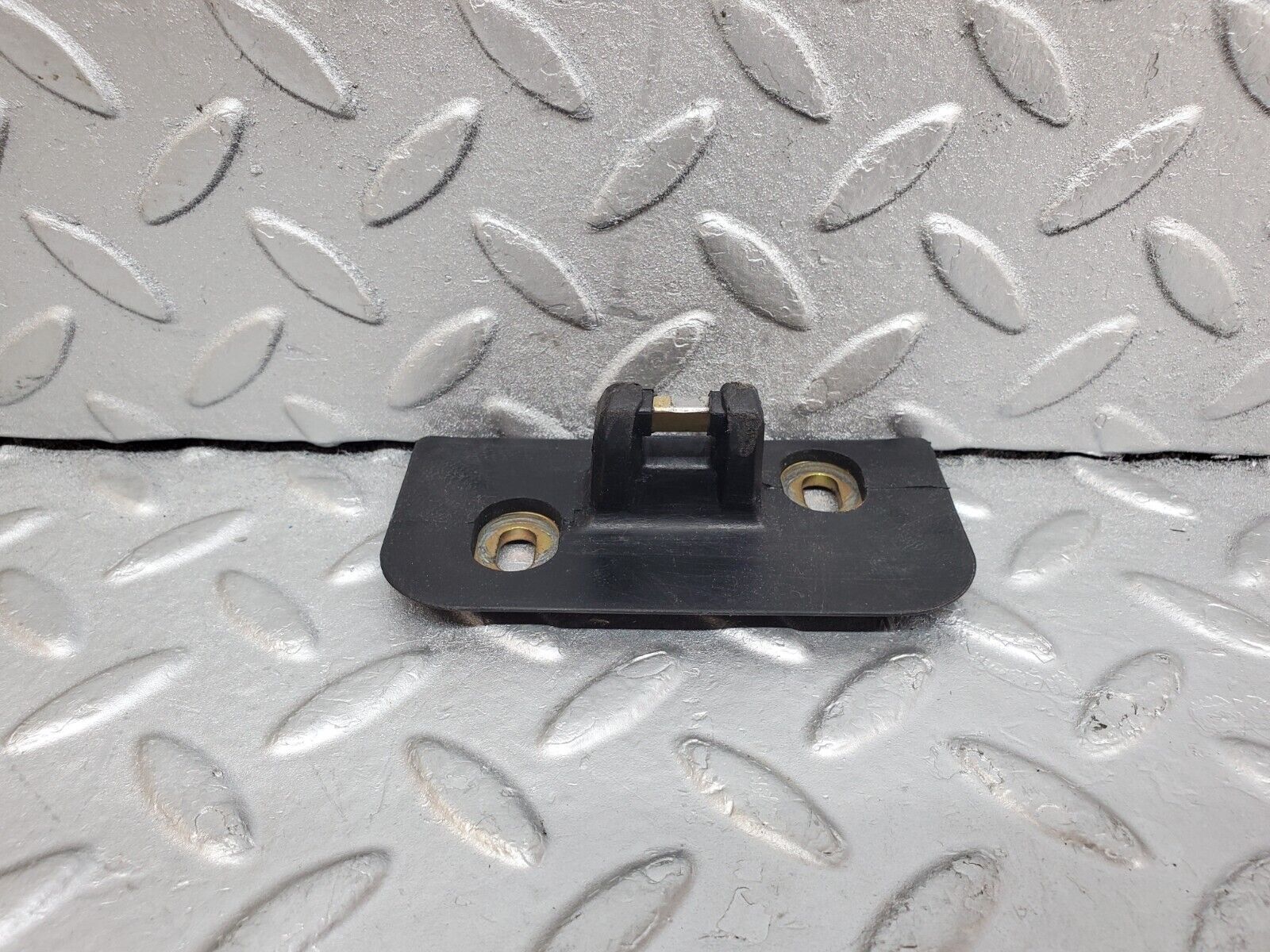 44759 Mercedes-Benz W124 220E Trunk Lock Latch