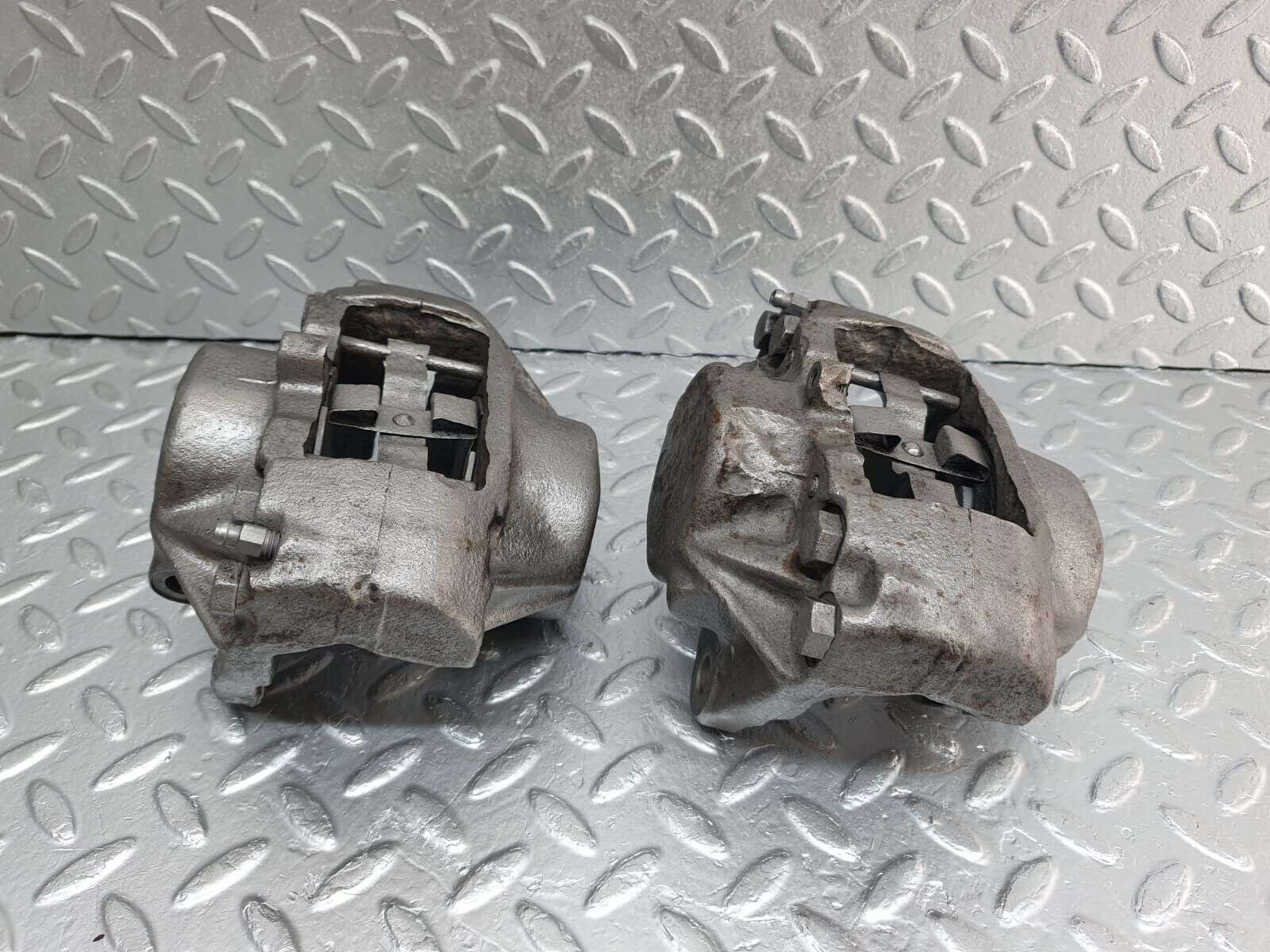43624 Mercedes-Benz C123 230CE Coupe Front Brake Caliper Pair ATE 60