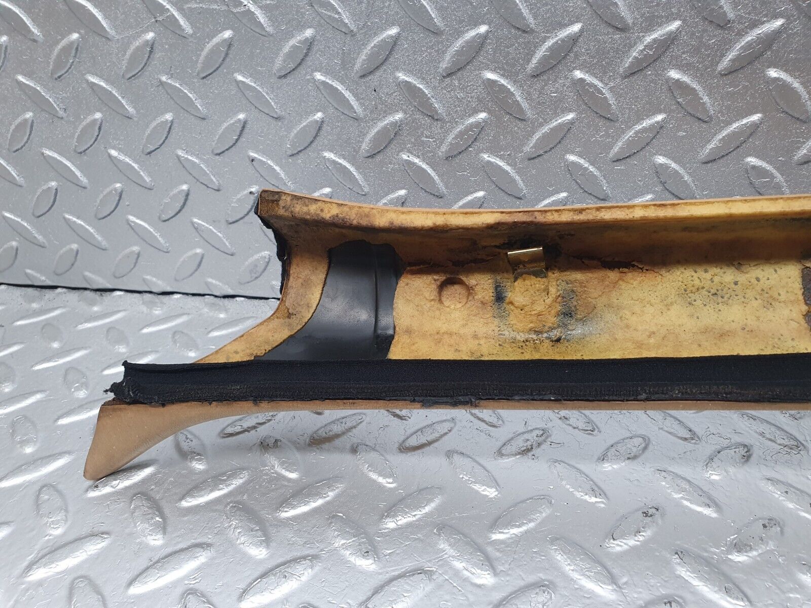 43497 Mercedes-Benz C126 380SEC Coupe A Pillar Cover Right Side