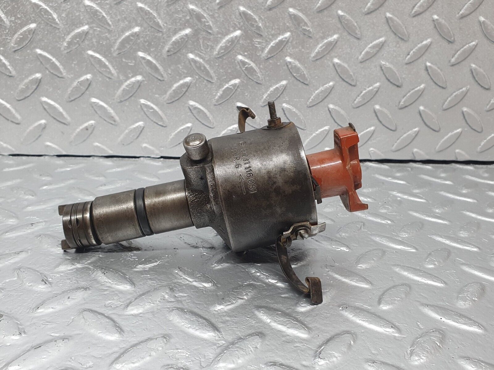 43380 Mercedes-Benz W108 280SE Ignition Distributor Bosch 0231116051 1235522051