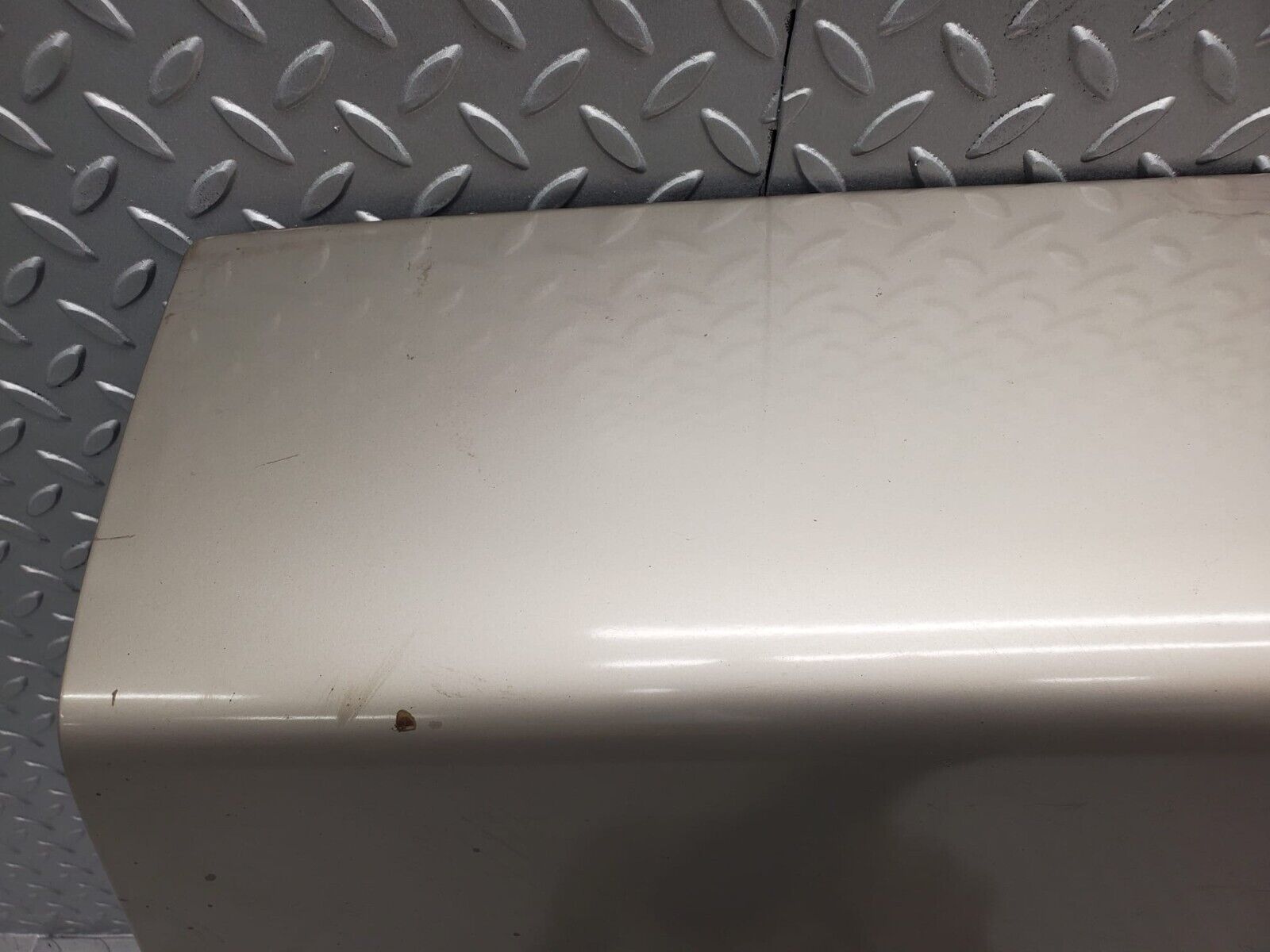 46100 Mercedes-Benz W126 420SE Boot Lid Trunk Door