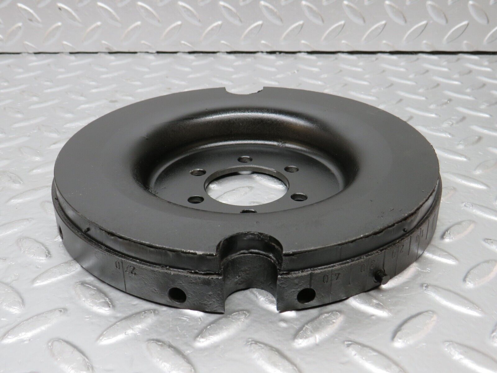 32944 Mercedes-Benz C107 R107 450 V8 Crankshaft Vibration Damper 1170300103