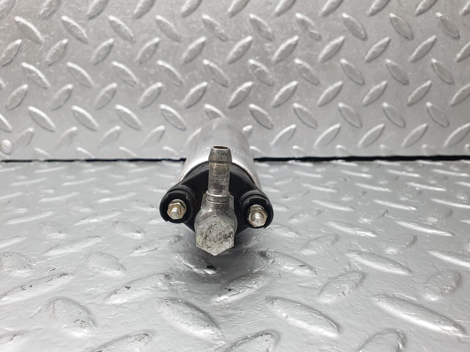 42921 Mercedes-Benz W201 190 2.0L Fuel Pump Pierburg 0004706094 7.21960.01