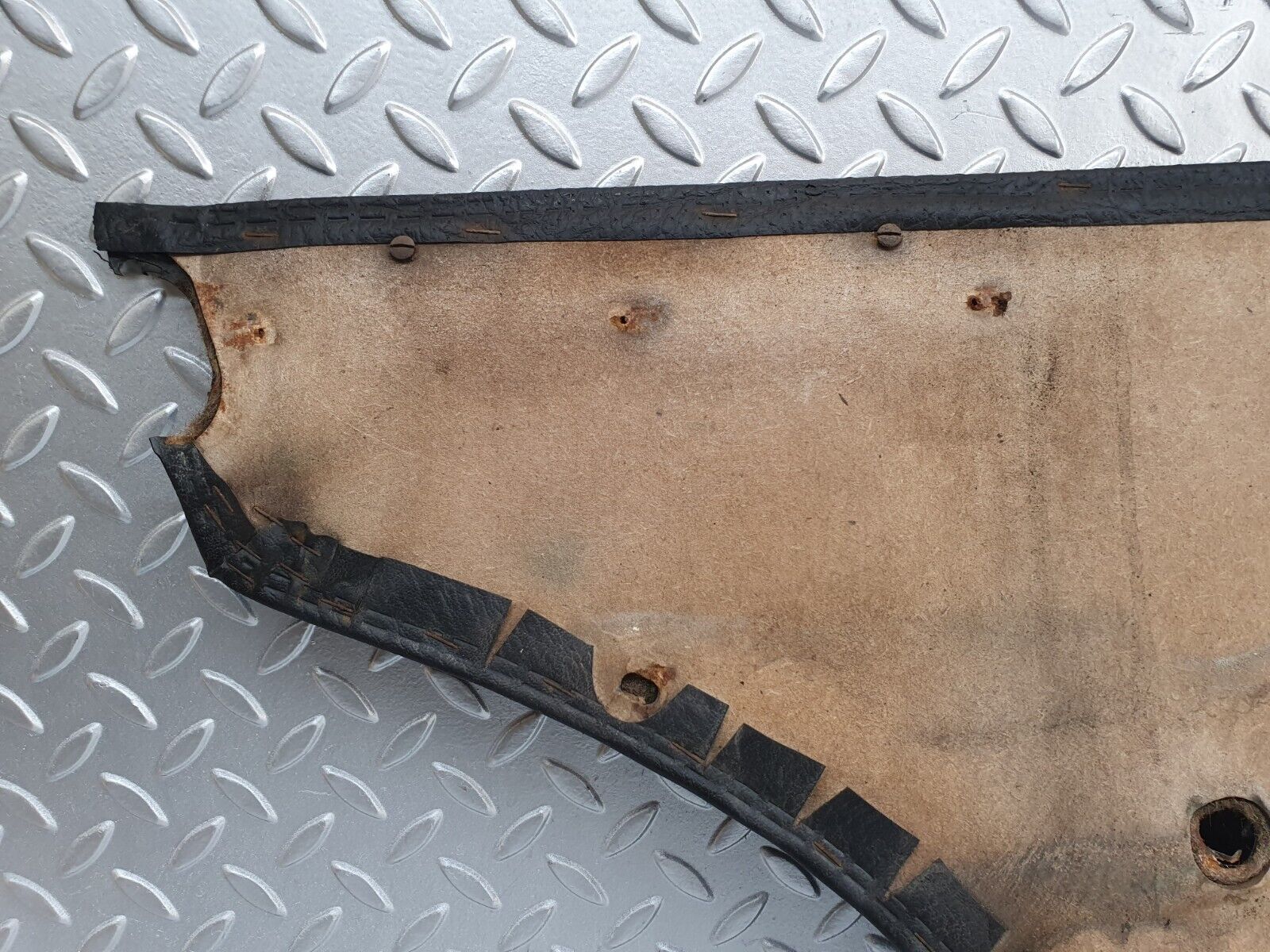 43323 Mercedes-Benz W108 280SE Rear Right Door Card Black