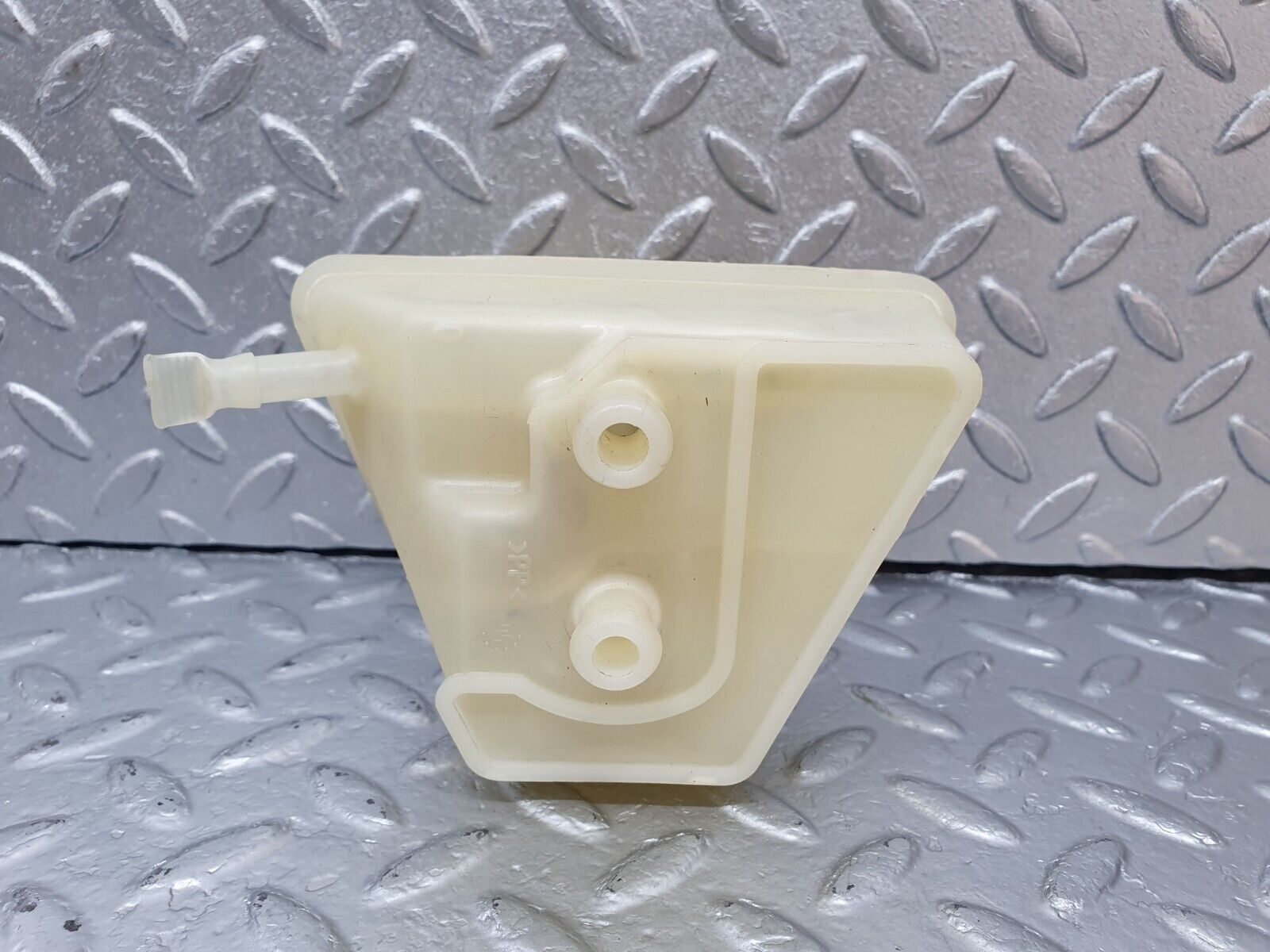 42315 Mercedes-Benz R129 320SL Coupe Brake Fluid Reservoir Tank 2024300002