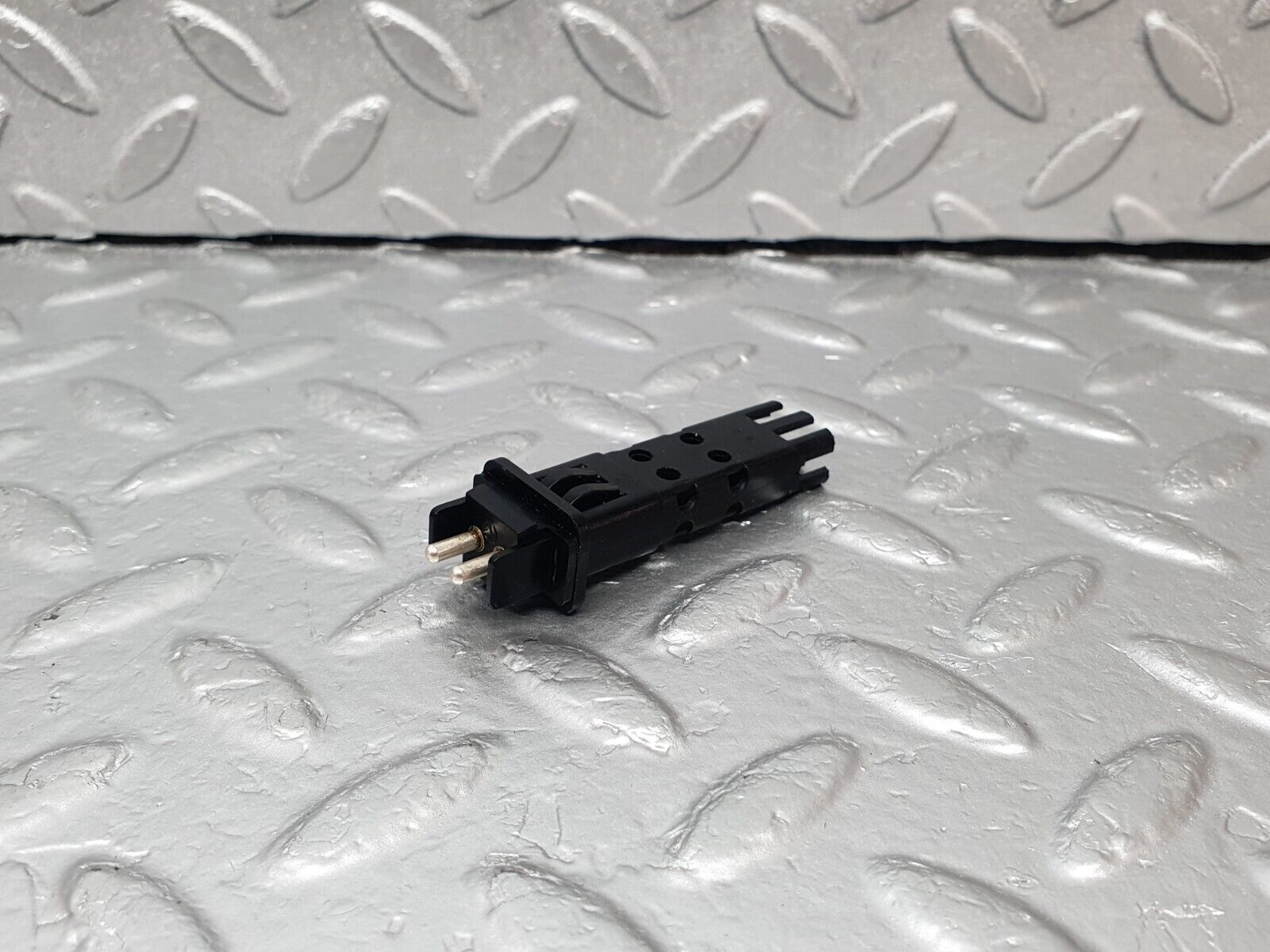 43660 Mercedes-Benz C126 380SEC Coupe Temperature Sensor Bosch