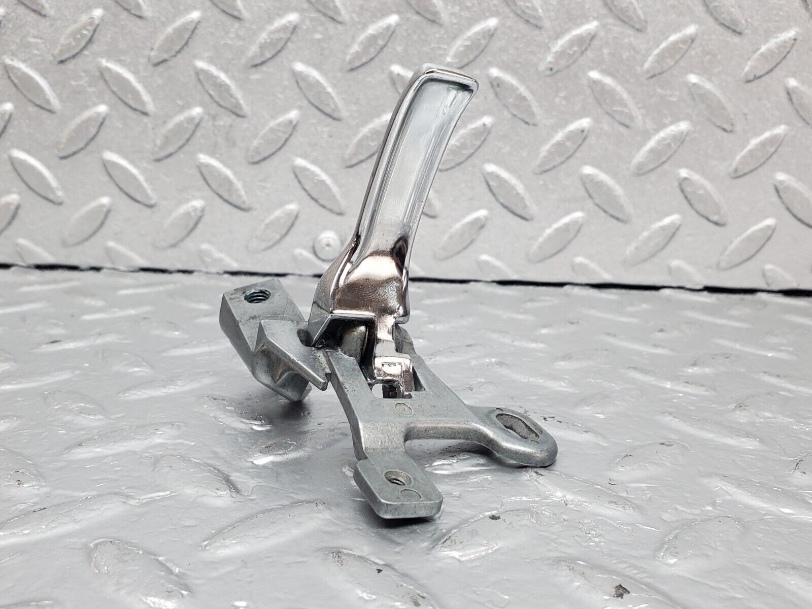 44385 Mercedes-Benz W123 280E Right Interior Door Handle 1237600261