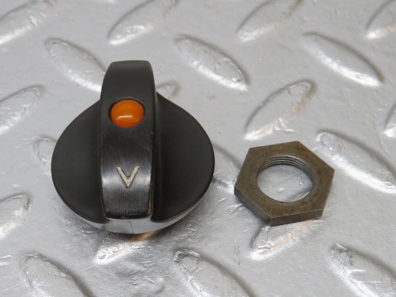 39825 Mercedes-Benz R107 350SL Headlight Switch Knob With Collar