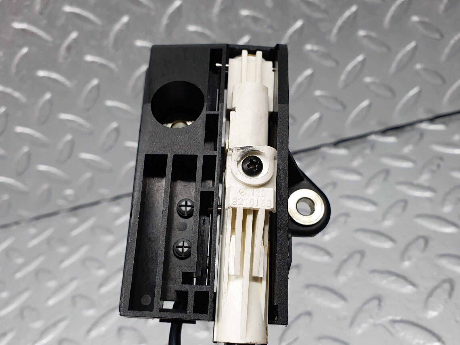 42236 Mercedes-Benz R129 320SL Coupe Roof Limit Switch 1298206110 1298210156