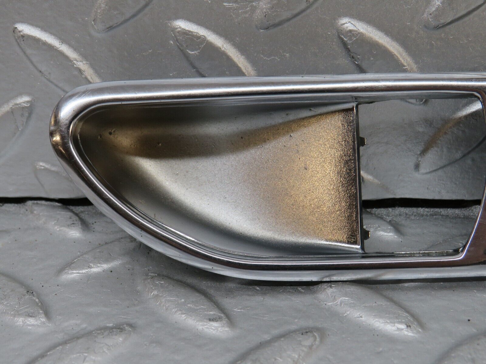 32743 Mercedes-Benz C107 R107 Interior Door Handle Chrome Surround Left Side