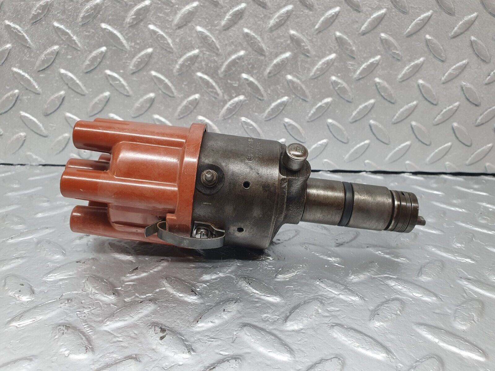 43380 Mercedes-Benz W108 280SE Ignition Distributor Bosch 0231116051 1235522051