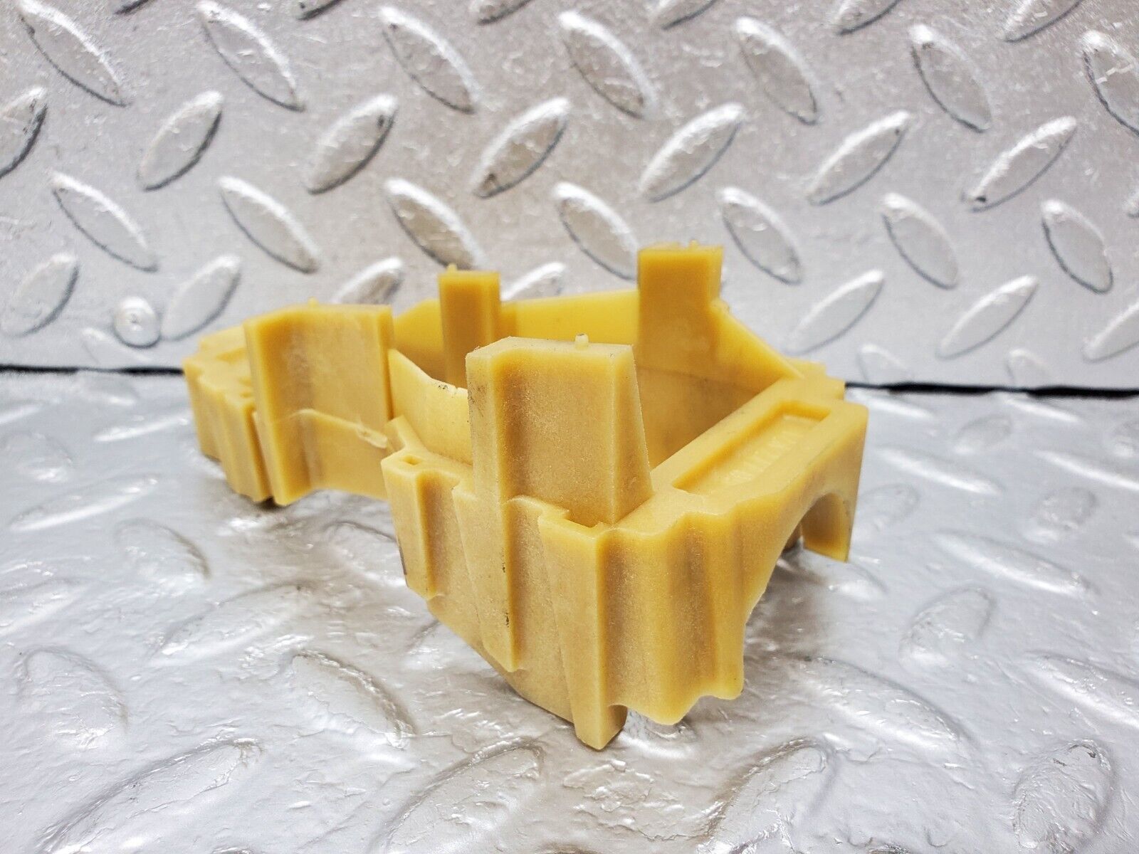 45515 Mercedes-Benz Gearbox Support Bracket 722.309 1262770940 1262770740