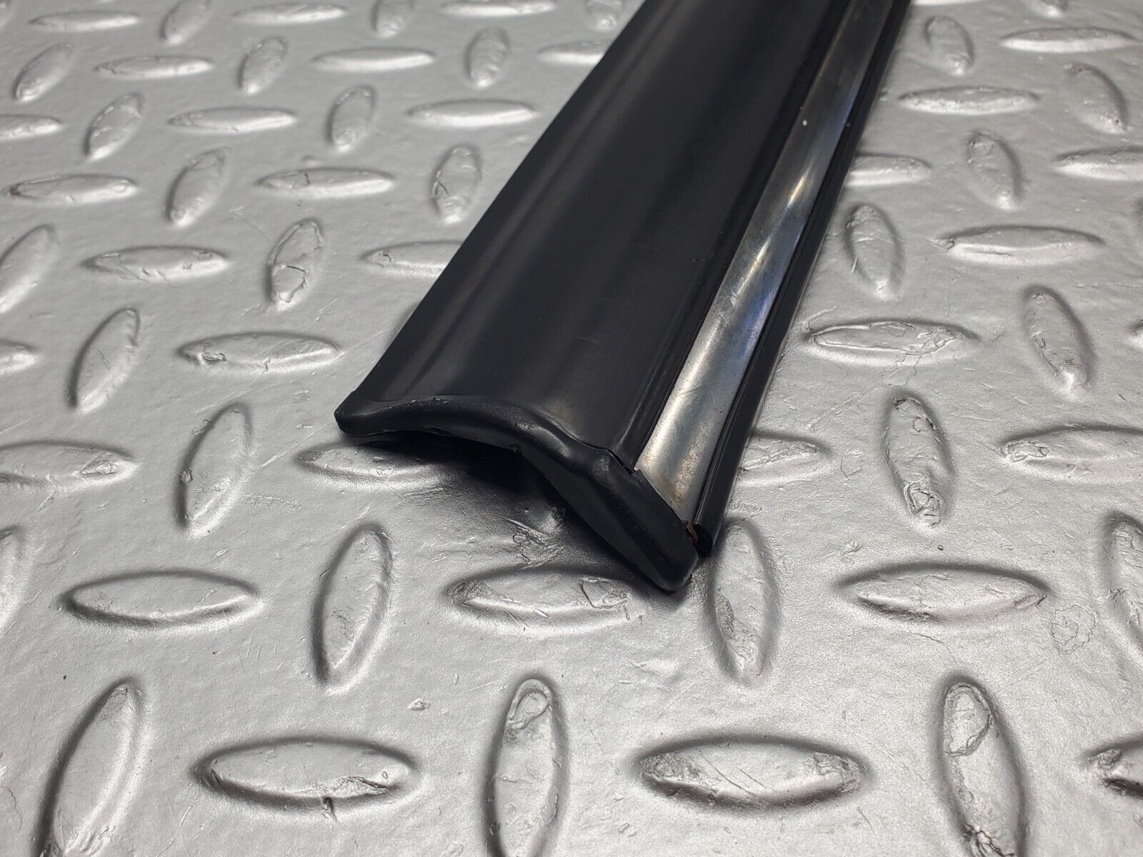 46331 Mercedes-Benz C123 280CE Coupe Right Door Lower Moulding Trim 1236903480