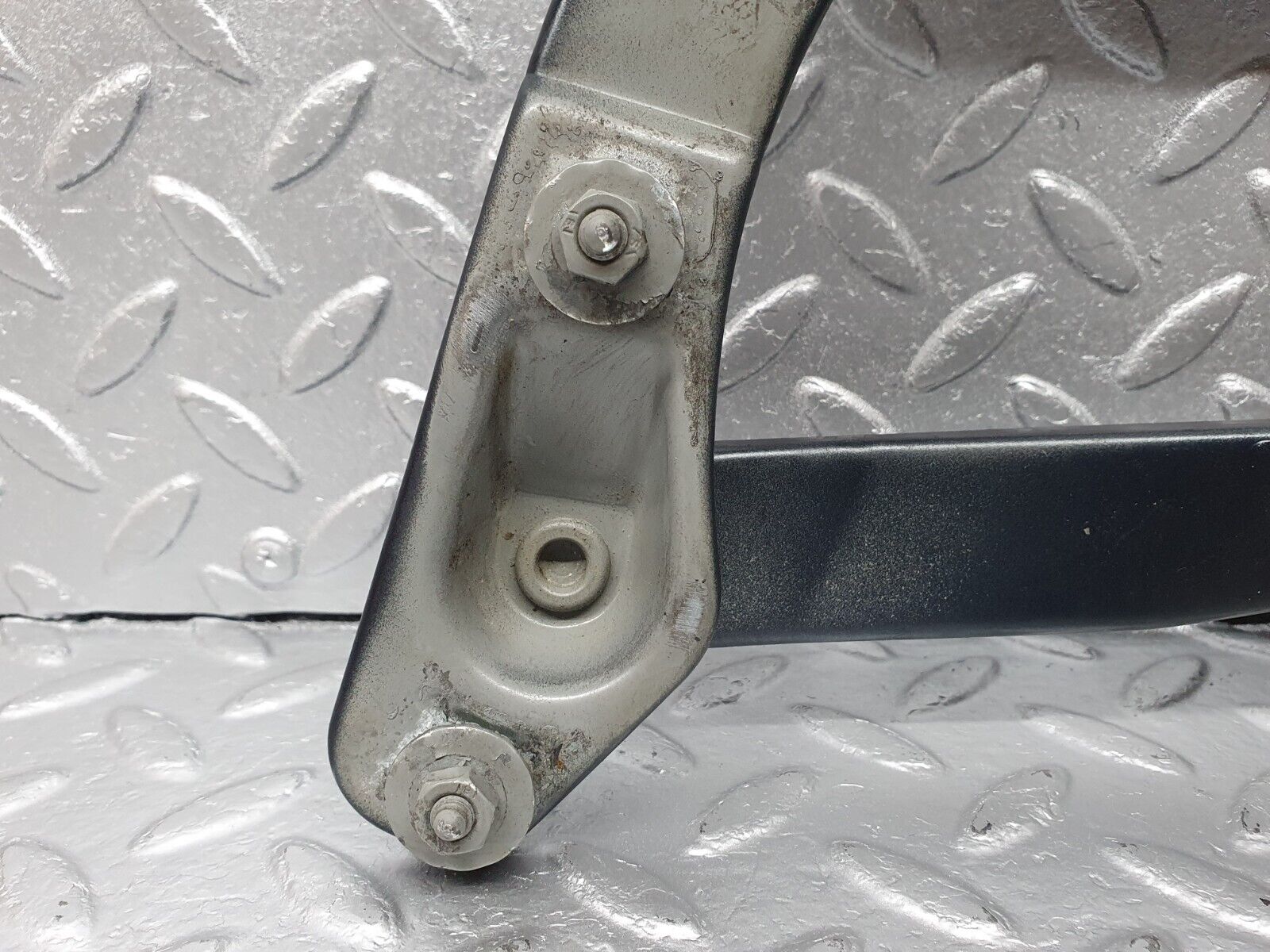 41873 Mercedes-Benz W202 C200 Bonnet Hinge Right Side 2028800228