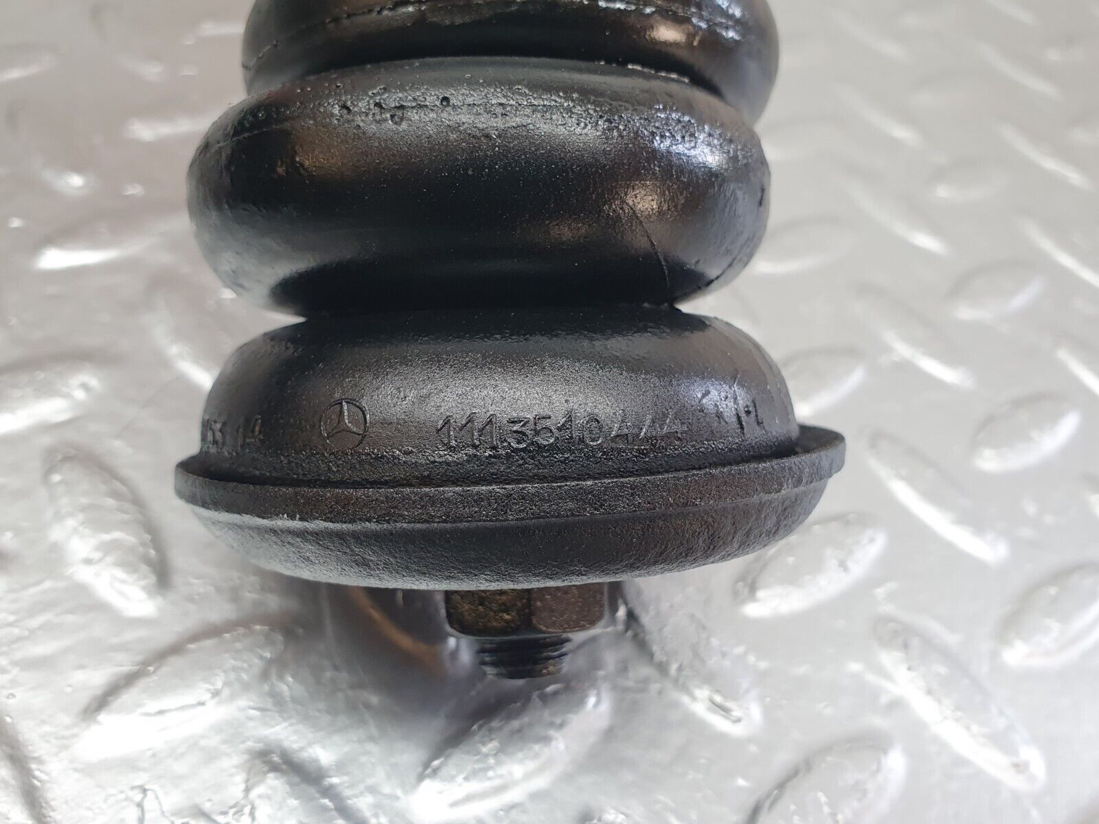 43142 Mercedes-Benz W108 280SE Strut Rear Axle Mount 1113510240 1113510340 1113510444