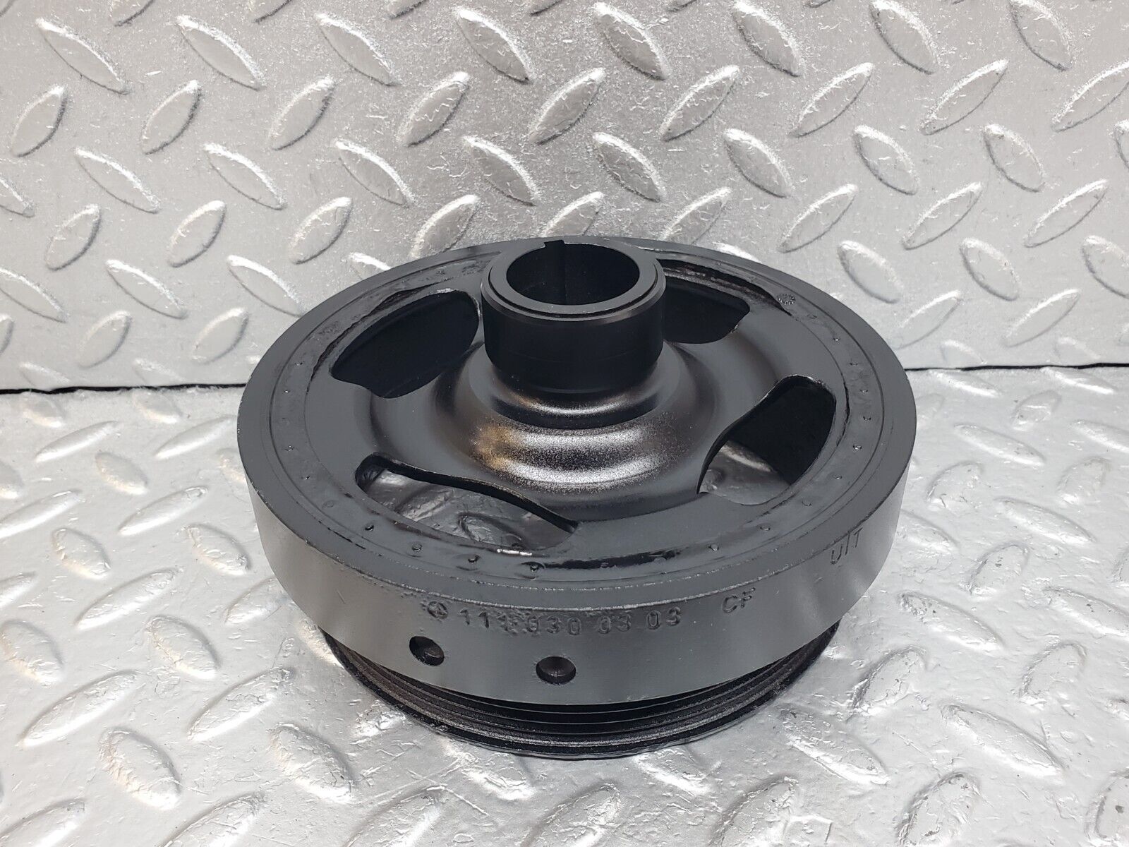 44706 Mercedes-Benz W124 220E Crankshaft Vibration Damper 1110300303