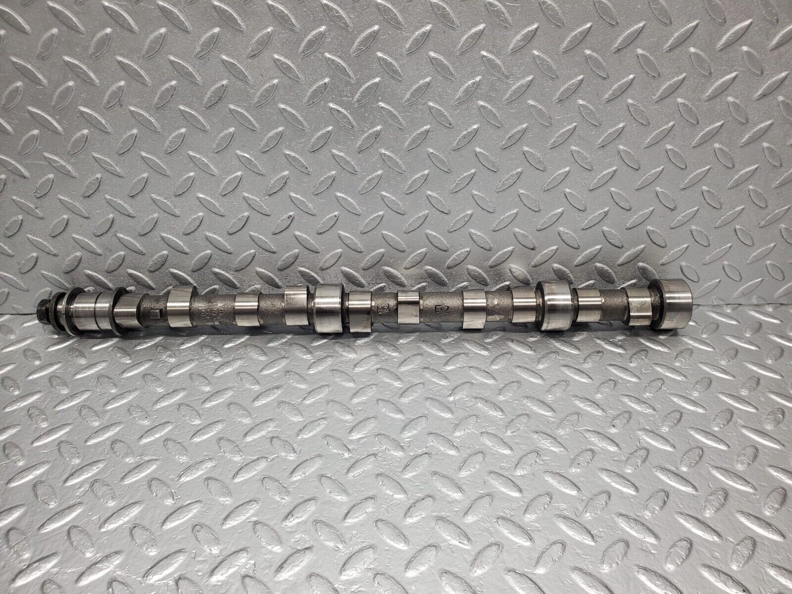 46325 Mercedes-Benz W123 300D Camshaft OM617