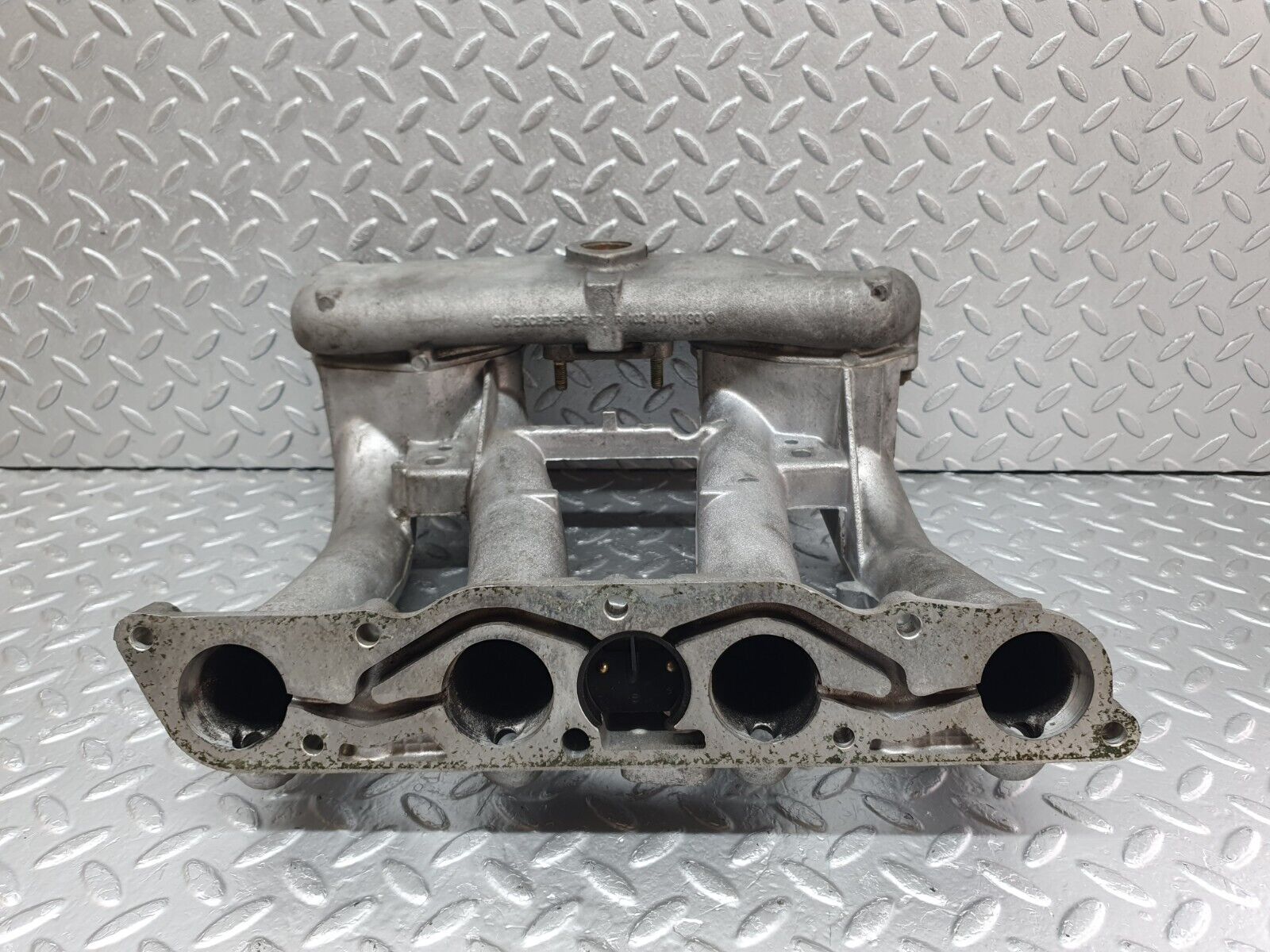 44139 Mercedes-Benz C123 230CE Coupe Air Intake Manifold 1021410301 1021411190