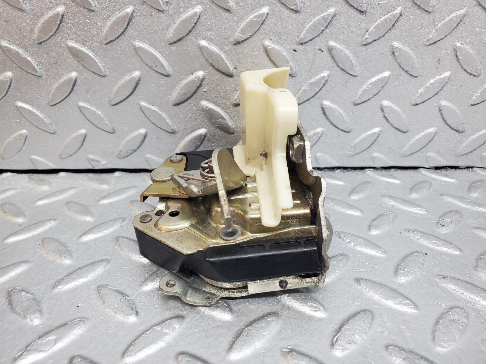 44792 Mercedes-Benz W124 220E Rear Right Door Lock Mechanism