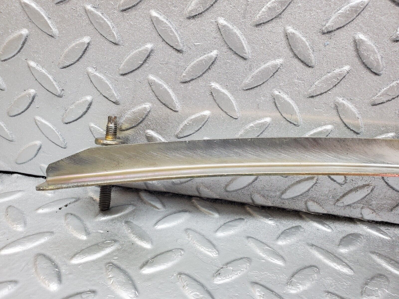 45242 Mercedes-Benz R129 300SL Coupe Left Door Front Window Channel