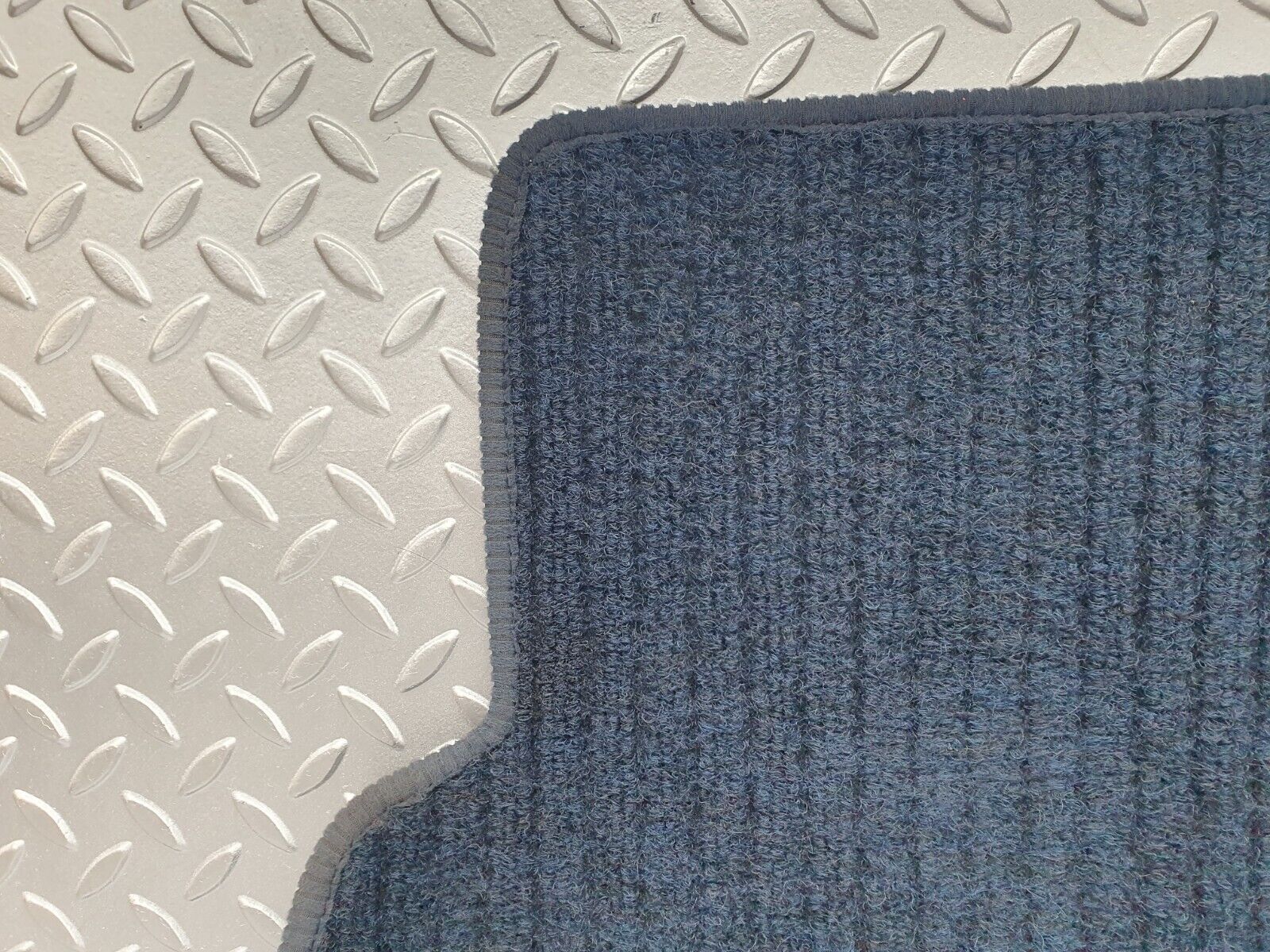 42669 Mercedes-Benz W201 190 2.0L Rear Right Floor Mat Blue