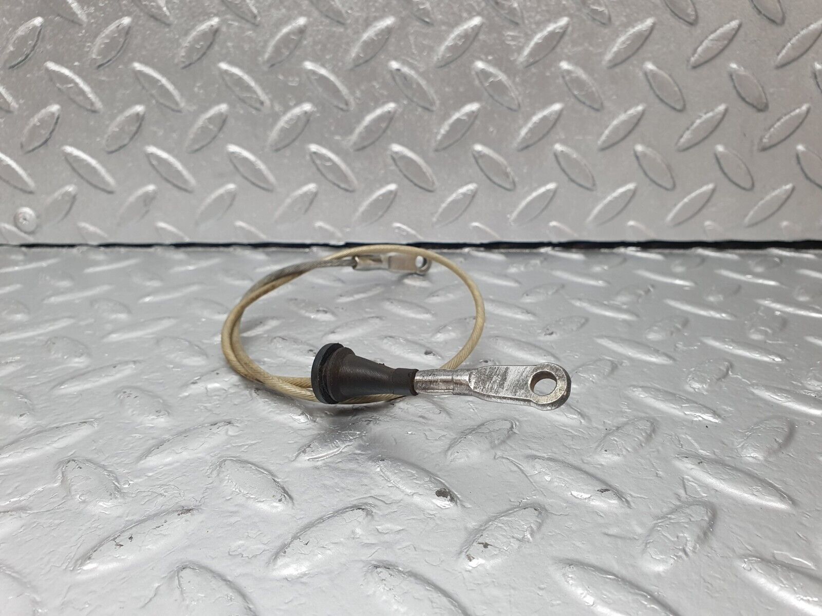 42884 Mercedes-Benz W201 190 2.0L Handbrake Cable