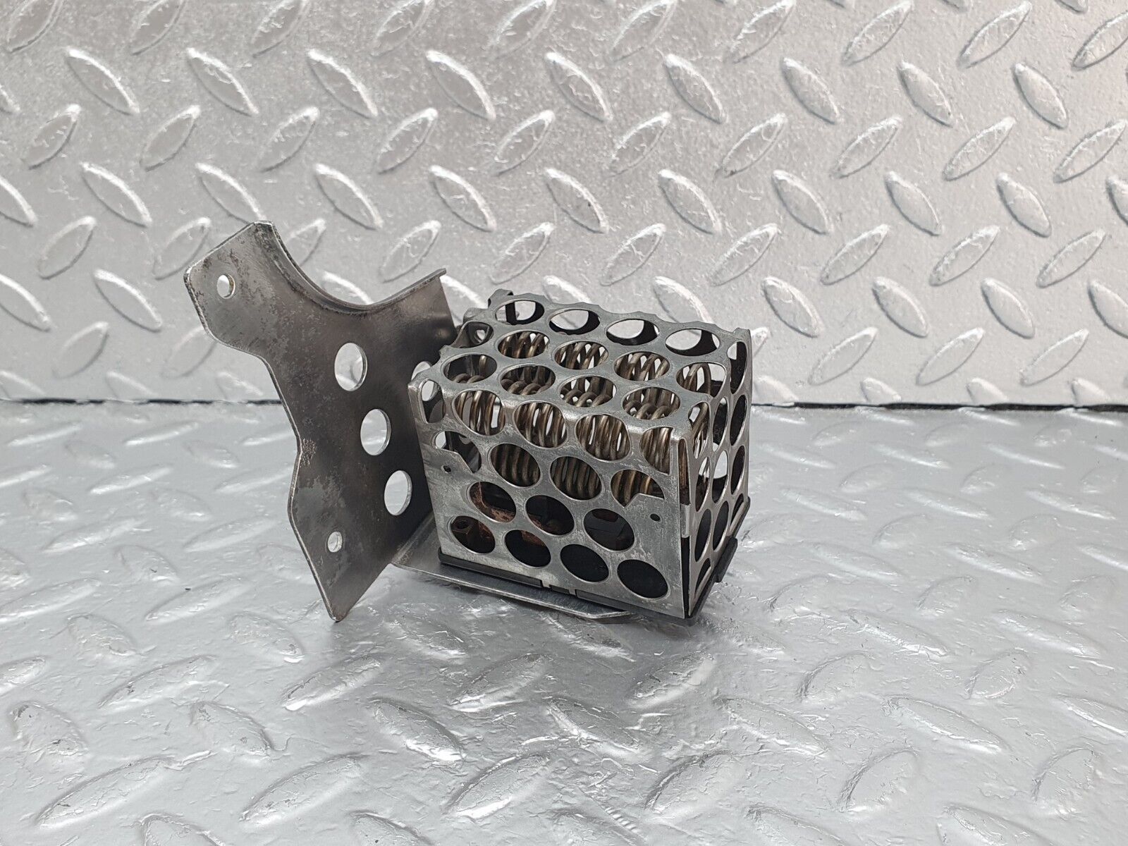 43769 Mercedes-Benz C126 380SEC Coupe Heater Blower Resistor