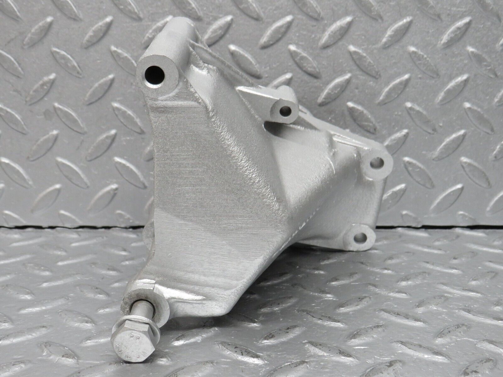 39265 Mercedes-Benz R107 500SL Alternator Generator Bracket 1171550735