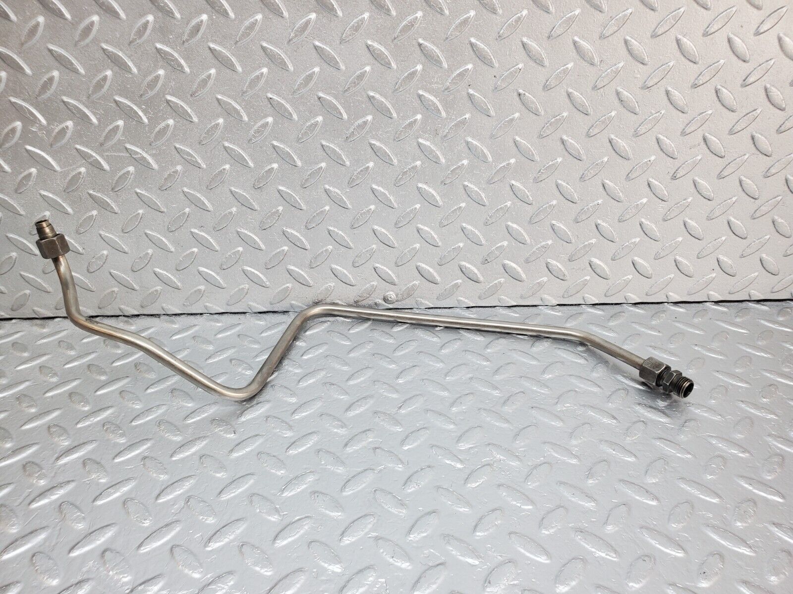 45375 Mercedes-Benz 280E M110.983 EGR Valve Hose Pipe