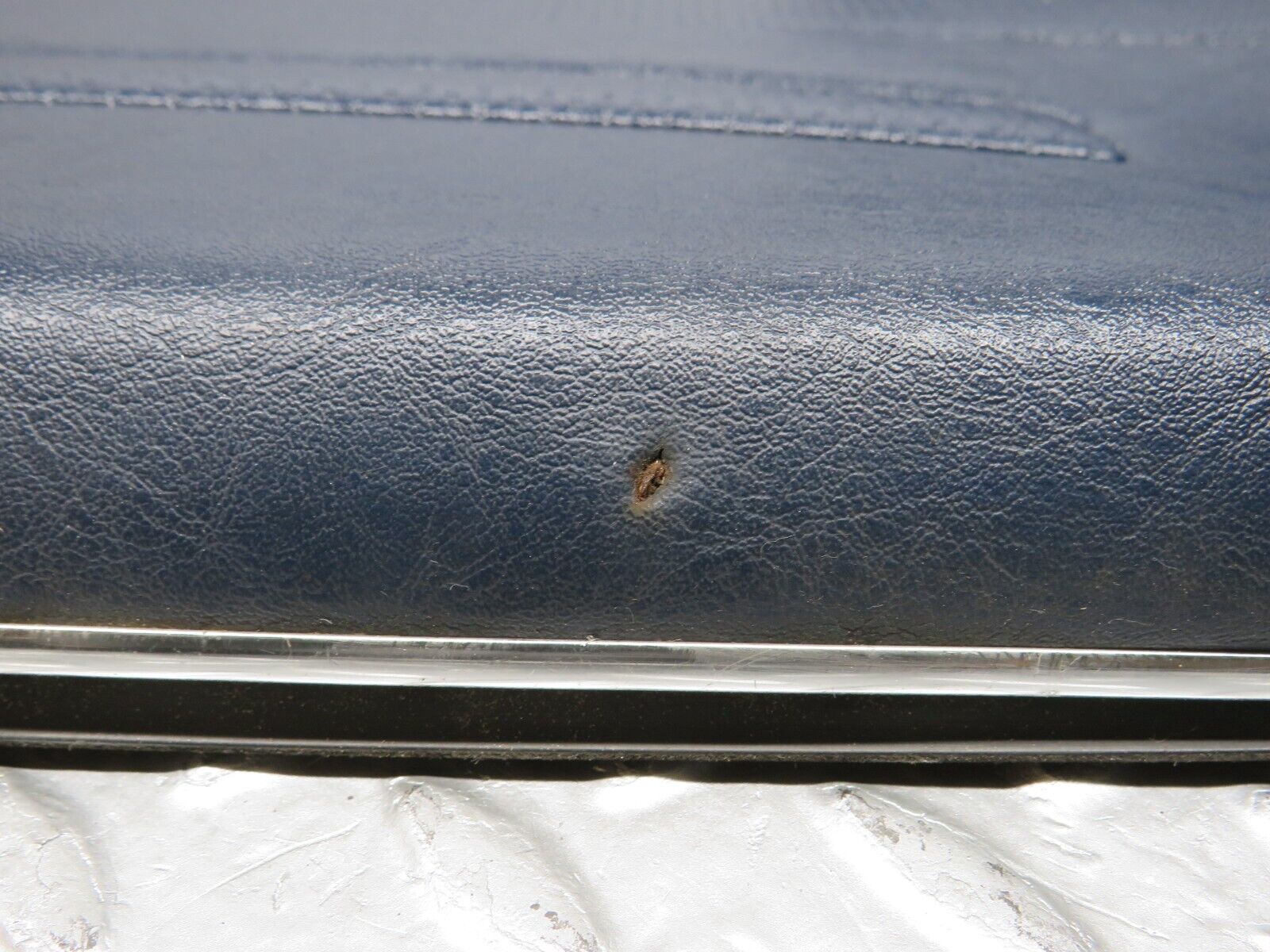 39268 Mercedes-Benz R107 500SL Right Door Card Blue