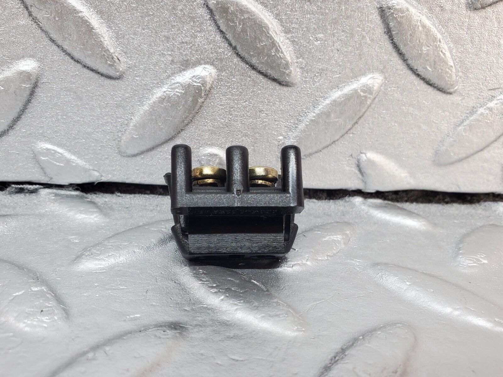 45234 Mercedes-Benz R129 300SL Coupe Wiring Cable Juction Box 0005400269