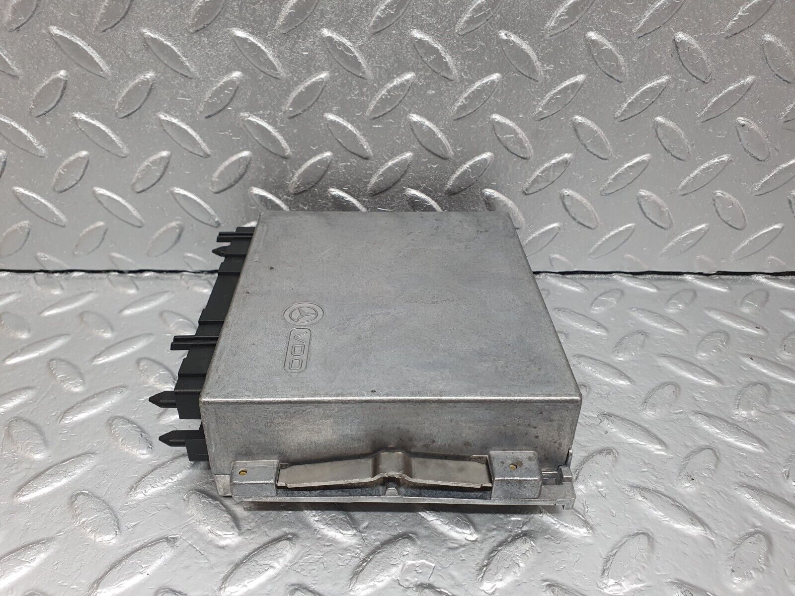 42168 Mercedes-Benz R129 320SL Coupe Electronic Gas Control Unit VDO 1295452432