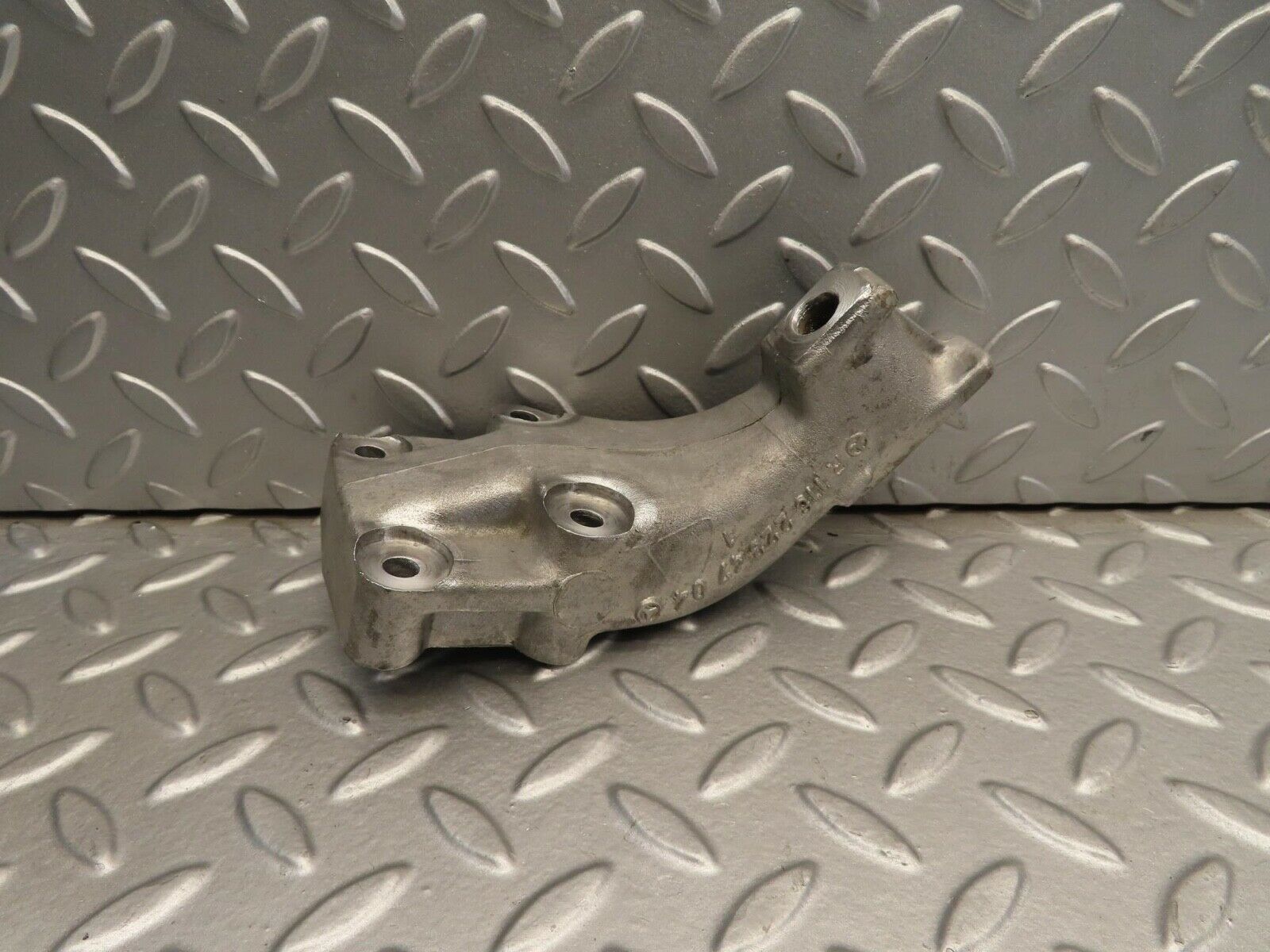 11745 Mercedes-Benz R107 450SL Engine Mount Bracket Right 1162234704