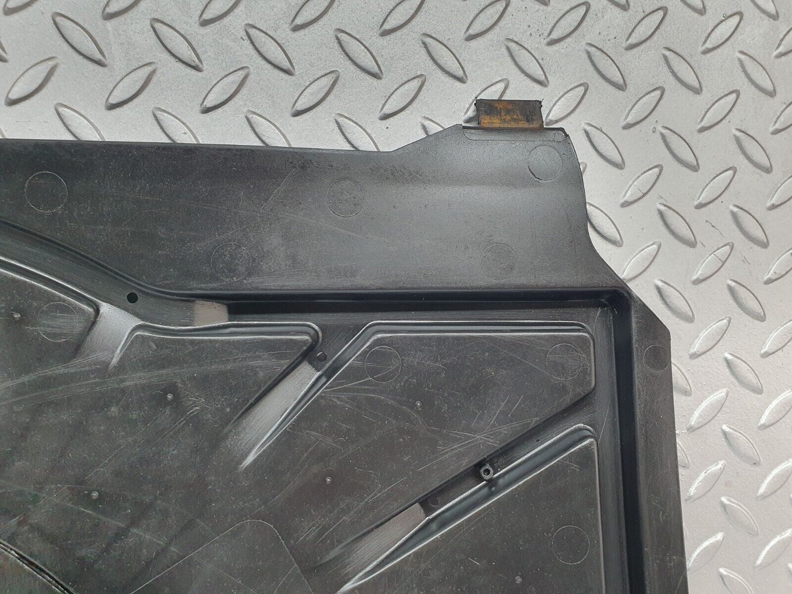 42662 Mercedes-Benz W201 190 2.0L Trunk Boot Spare Wheel Cover 2016931633