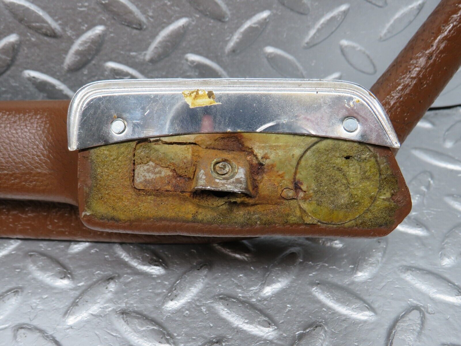 39872 Mercedes-Benz R107 350SL Interior Door Handle Brown Right Side