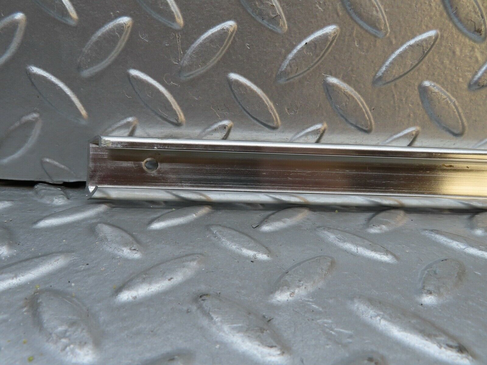 20570 Mercedes-Benz R107 450SL Roof Chrome Trim Right Side